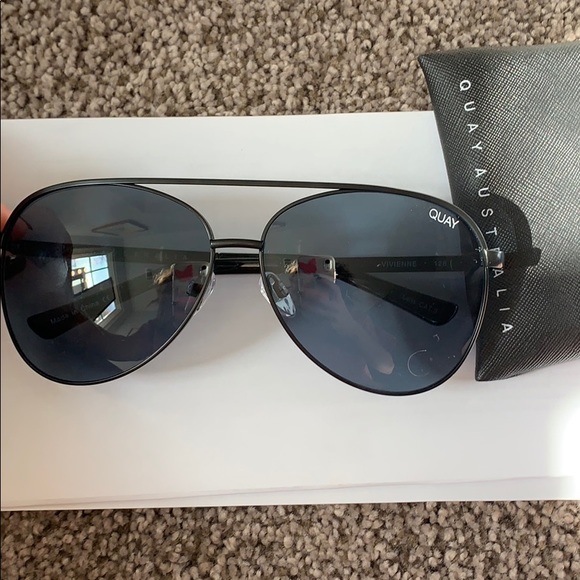 Black Sunglasses - Picture 3 of 4